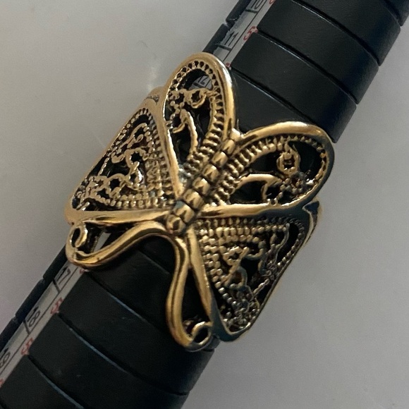 Butterfly Ring - Picture 3 of 4